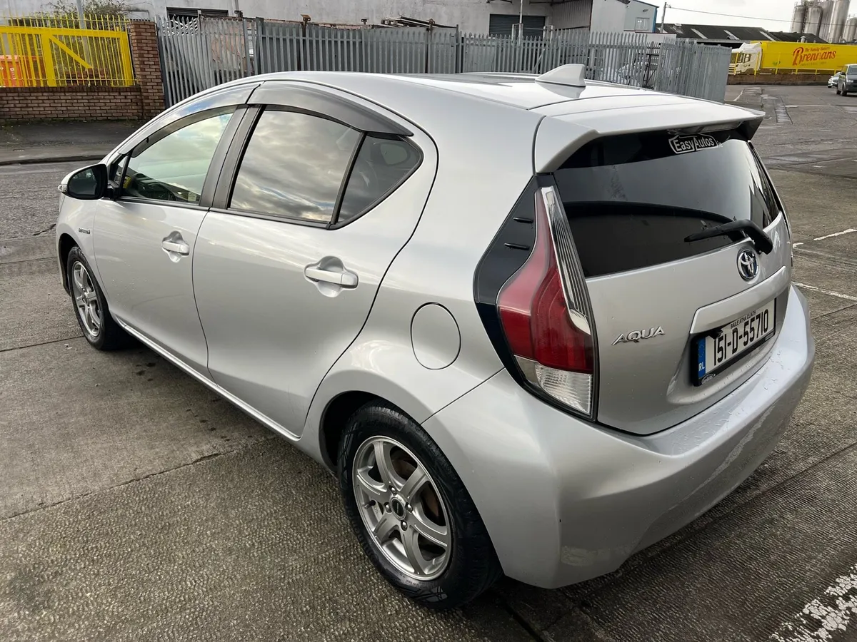 2015 Toyota Aqua Hybrid NEW NCT 04/27 - Image 4