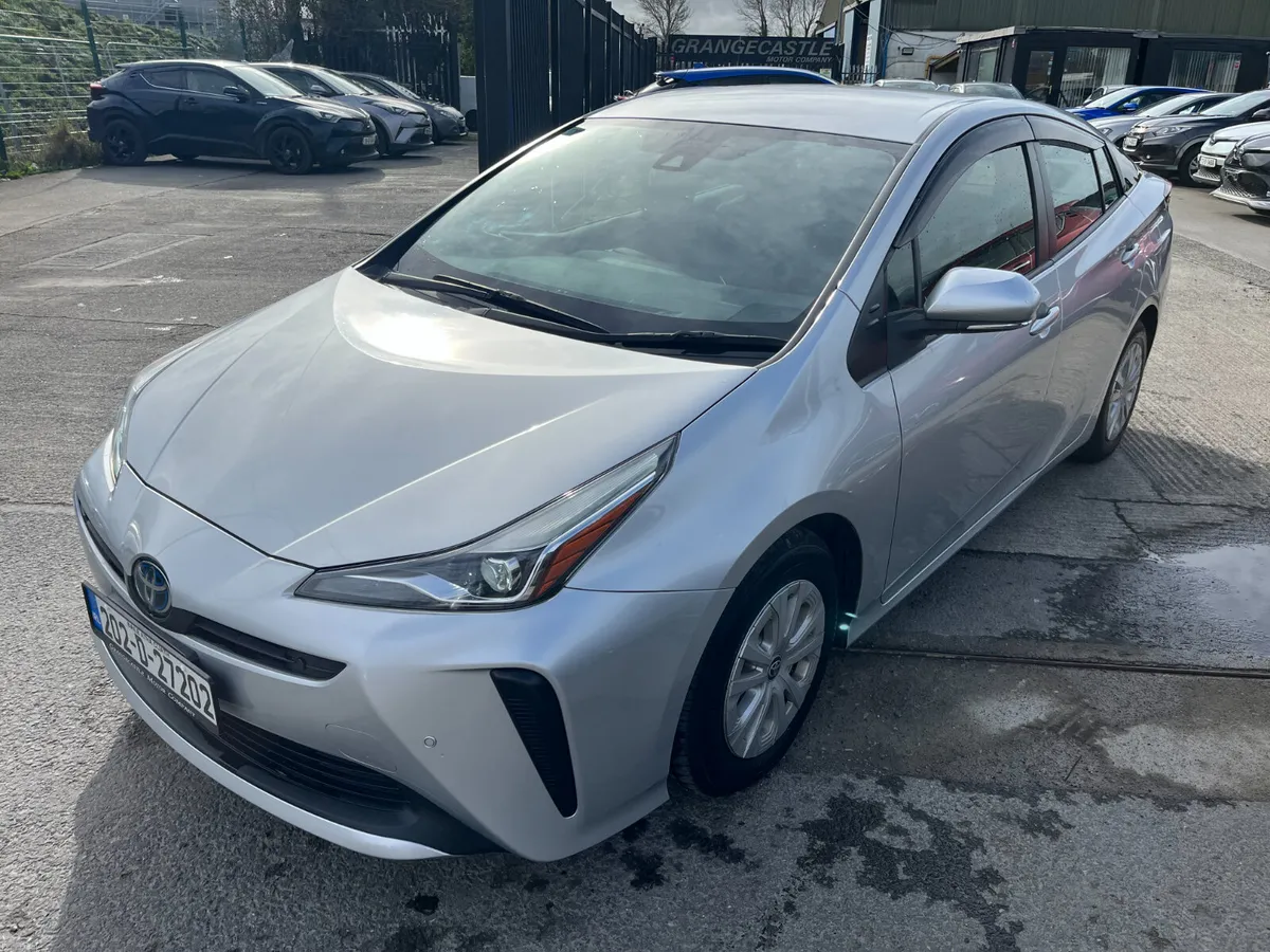 Toyota Prius 2020, 1.8 HYBRID AUTO LOW KMS - Image 3