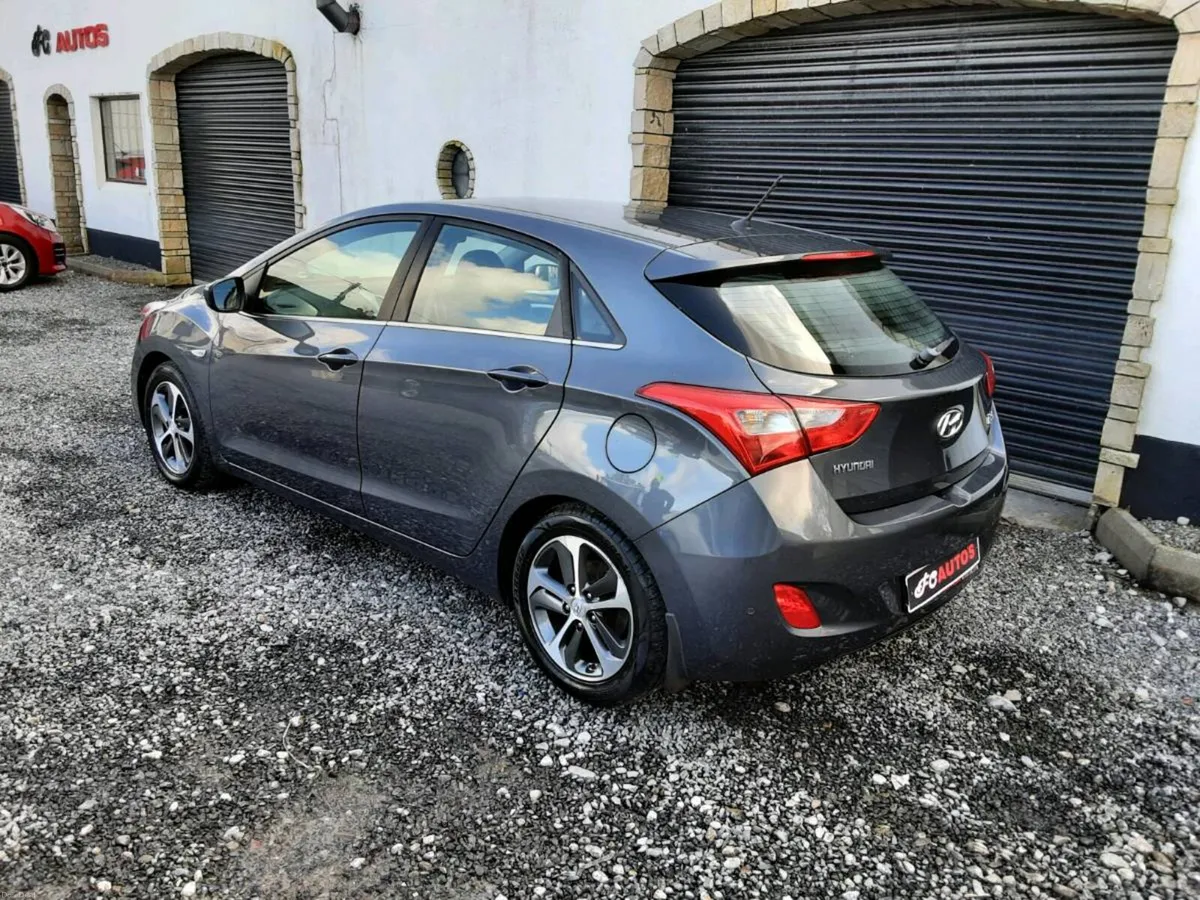 Hyundai i30 1.6 diesel automatic - Image 3