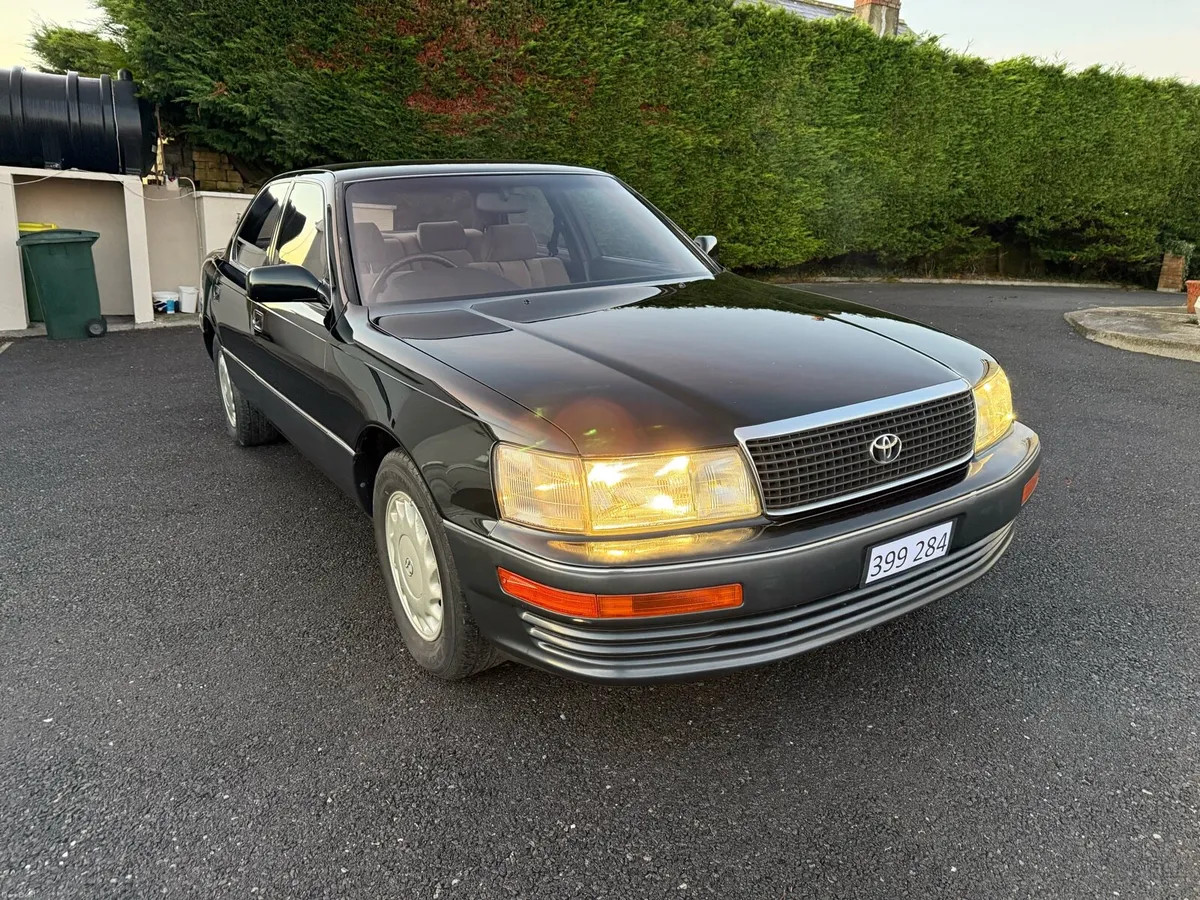 Toyota Celsior - Image 3