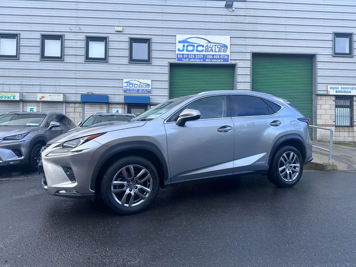 Lexus NX300H Executive 2.5 Hybrid, 2018 - Image 1