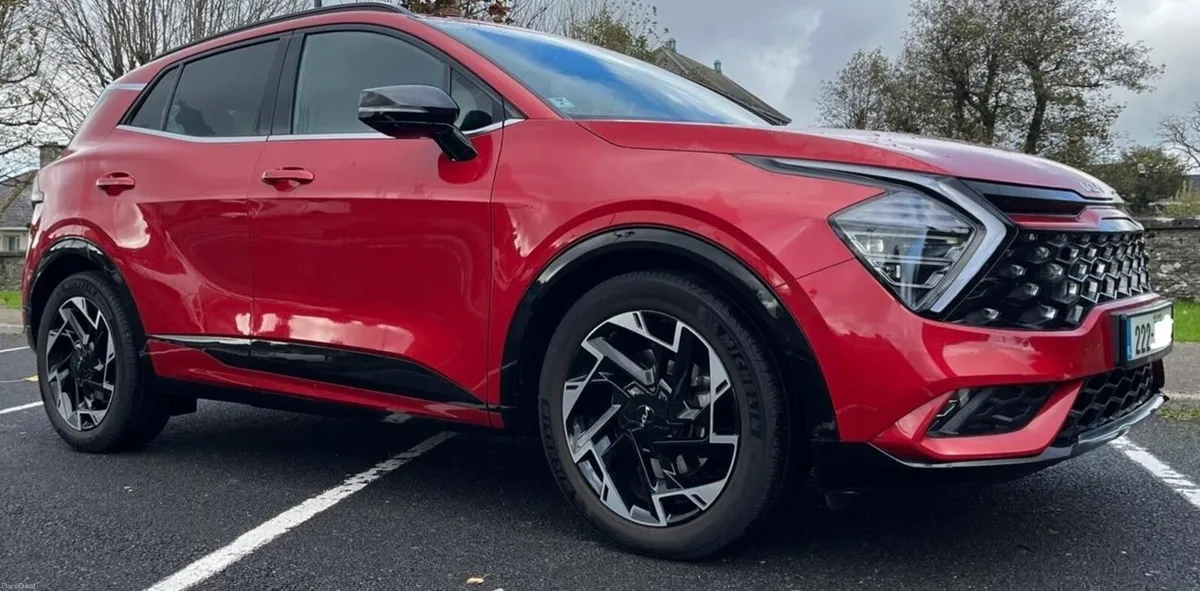 222 Kia Sportage GT Line-Lady Owner/Only 37,160 km - Image 1