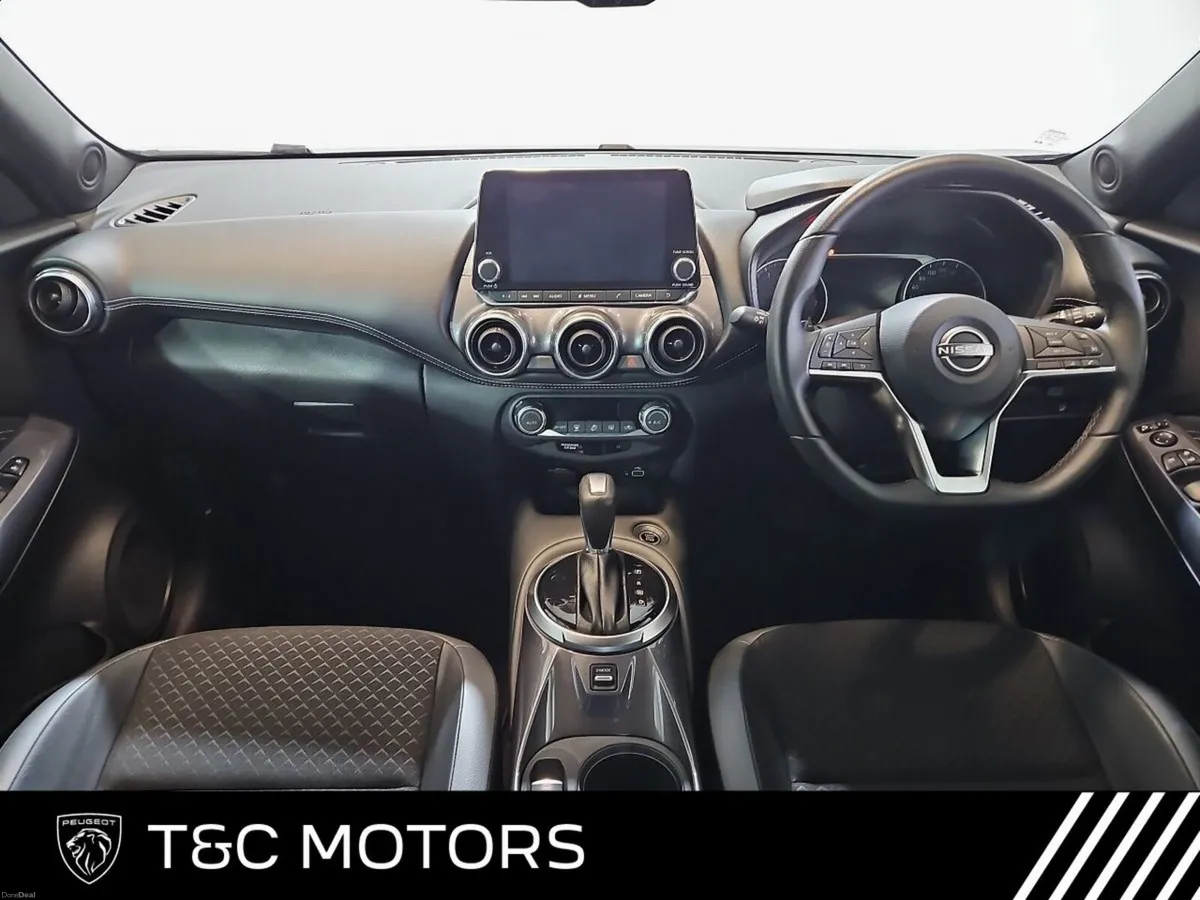 Nissan Juke Automatic SV Premium, Reversing Camera - Image 3