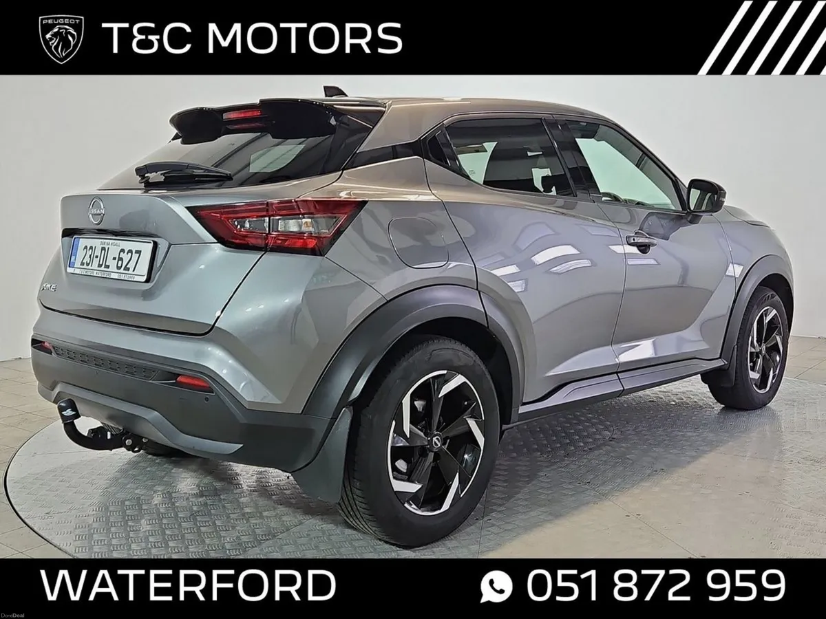 Nissan Juke Automatic SV Premium, Reversing Camera - Image 4