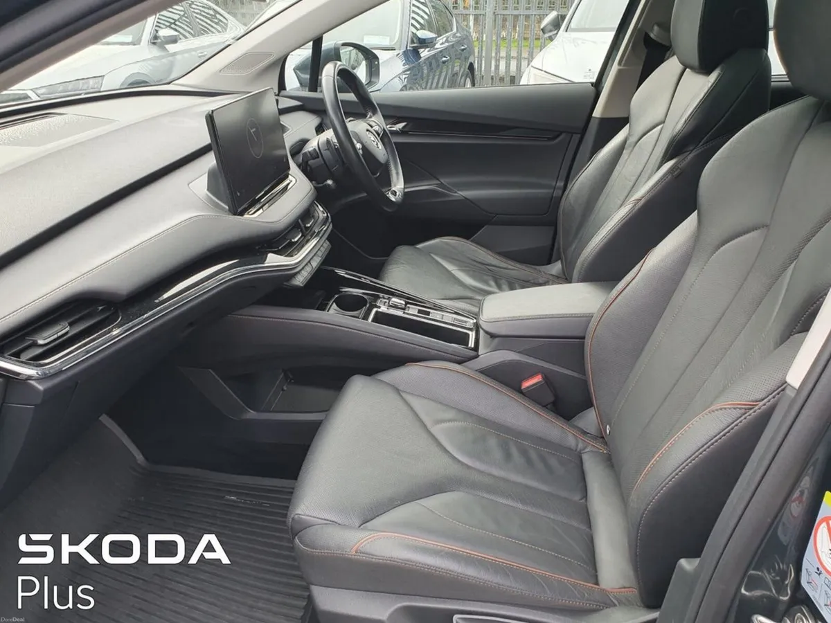 Skoda Enyaq iV 80 - Sunroof, Upgraded Wheels, Upgr - Image 4