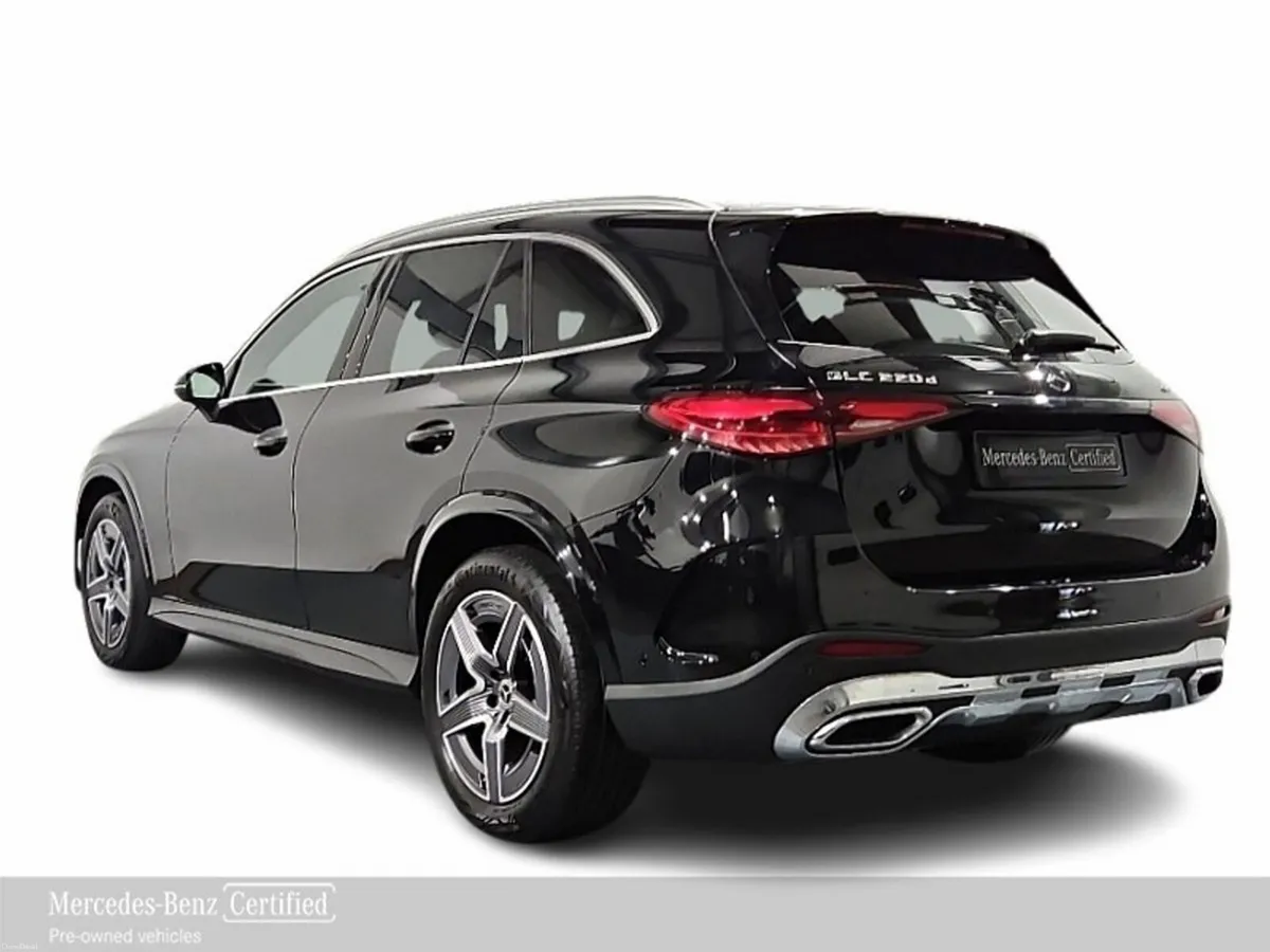 Mercedes-Benz GLC 220D 4MATIC AMG Line - Image 4