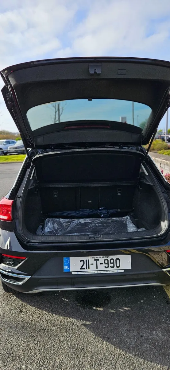 Volkswagen T-Roc 2021 - Image 3