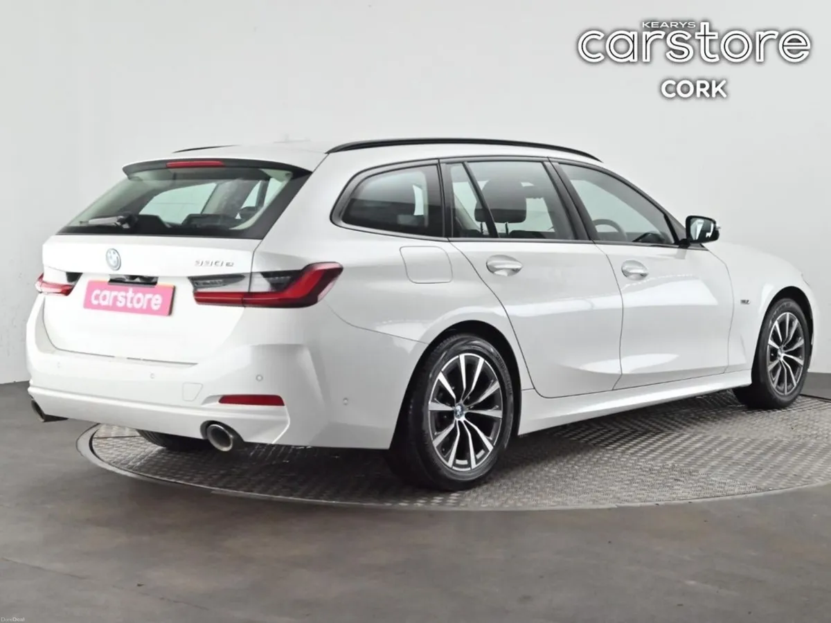 BMW 3-Series 330 E Sport Auto  330 e Sport  330 e - Image 5