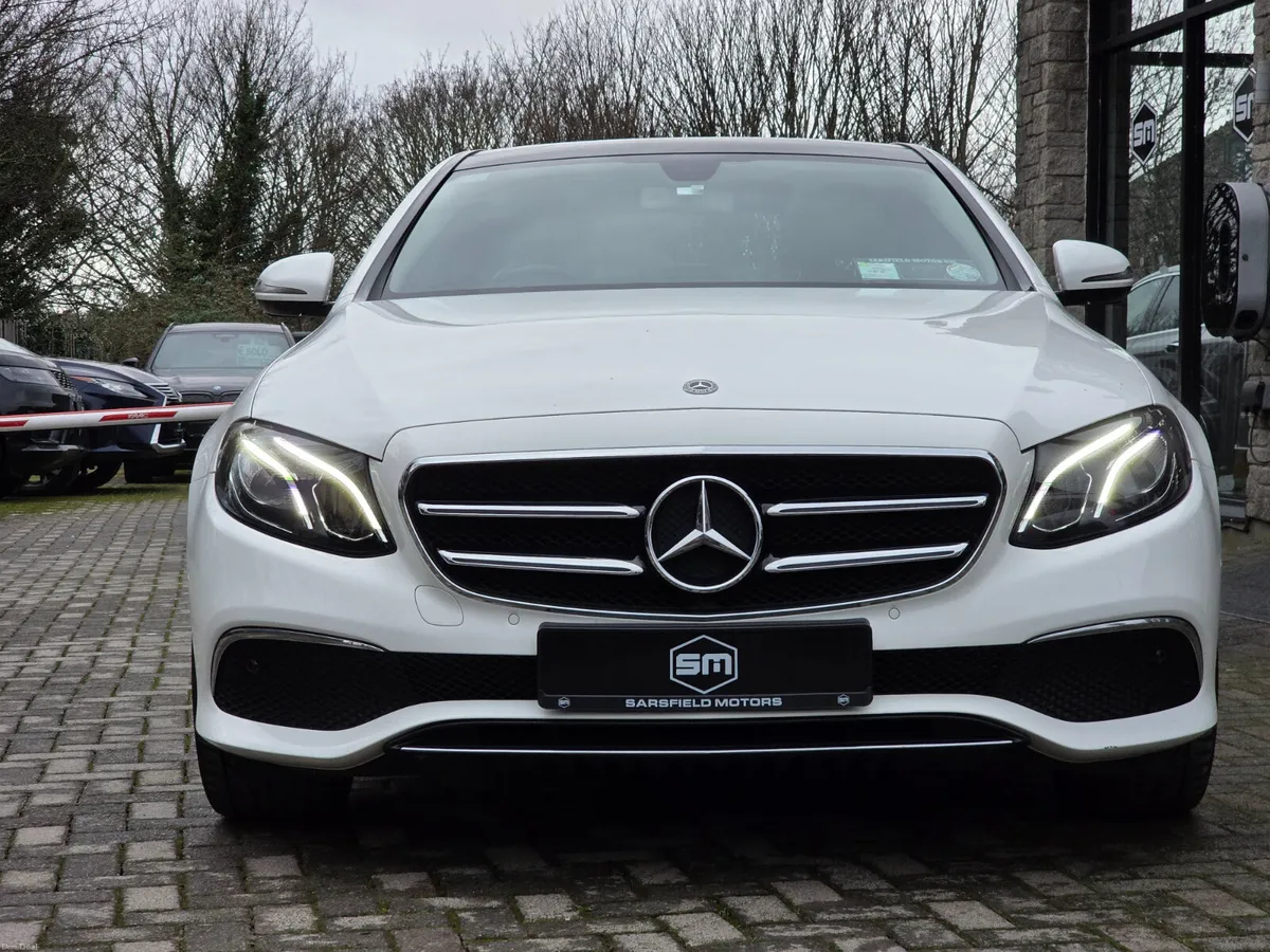 2019 MERCEDES E220 CDI AMG PREMUIM AUTO. - Image 4