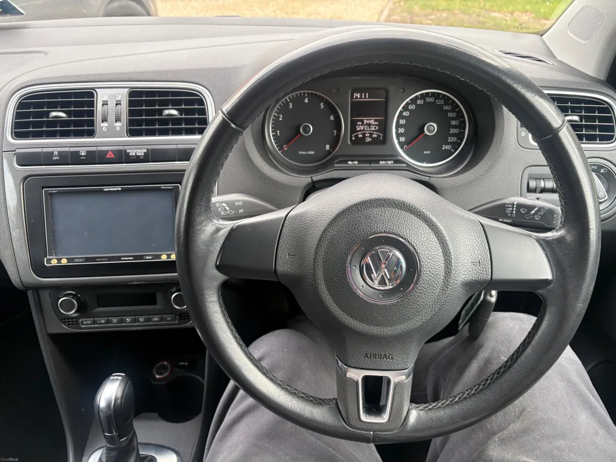 Volkswagen Polo 2014 , 1.2 petrol AUTOMATIC - Image 4