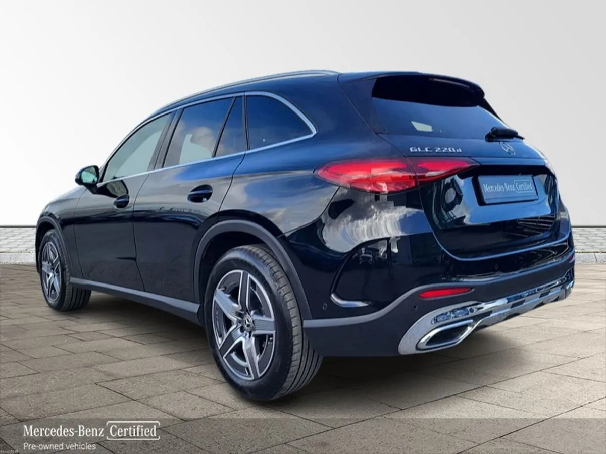 Mercedes-Benz GLC GLC220d 4MATIC AMG Line AUTO - Image 3