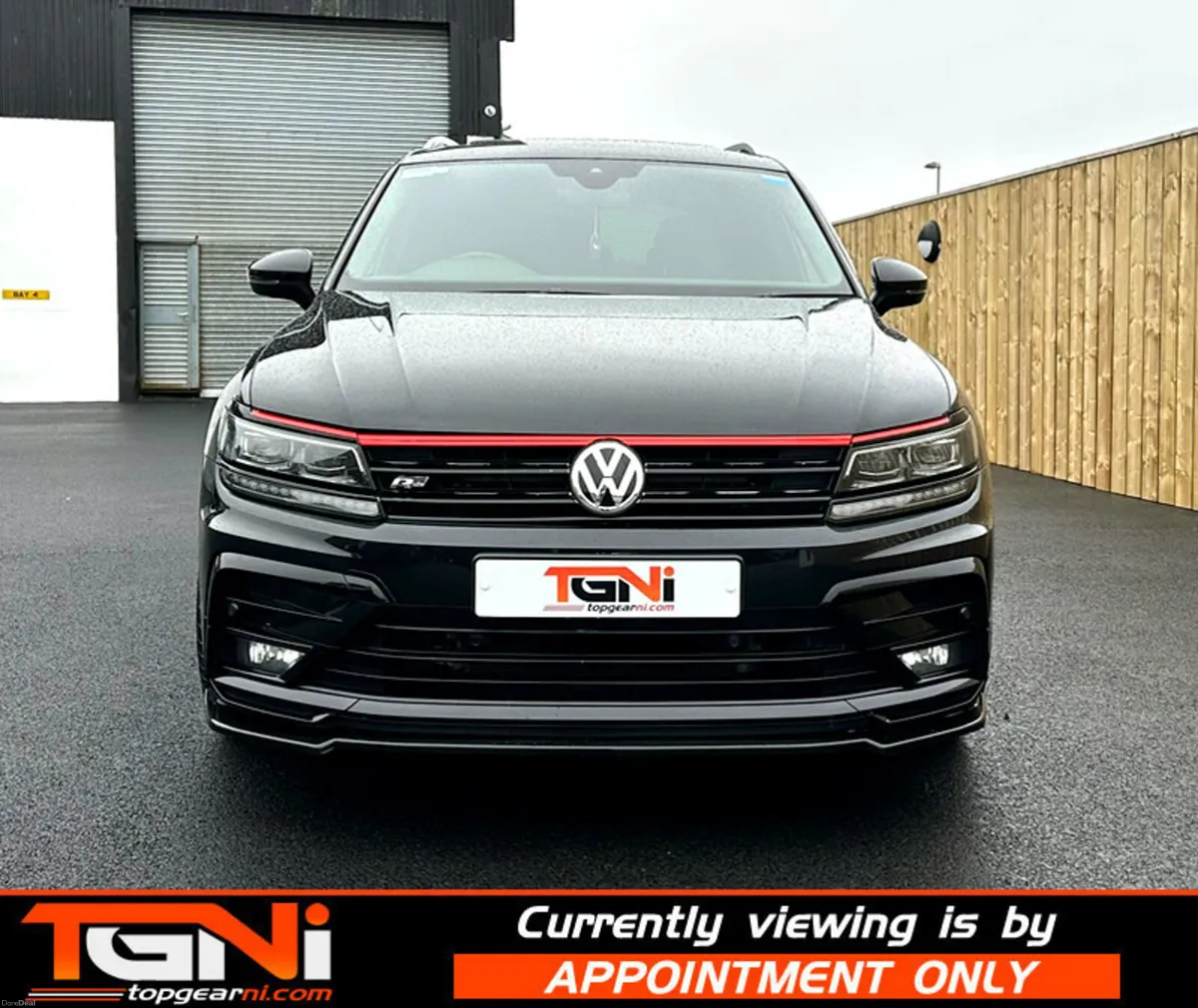 Mar 2018 Volkswagen Tiguan 2.0 150 4Motion R-Line - Image 3