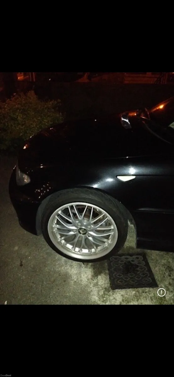 BMW 3-Series 2004 - Image 2