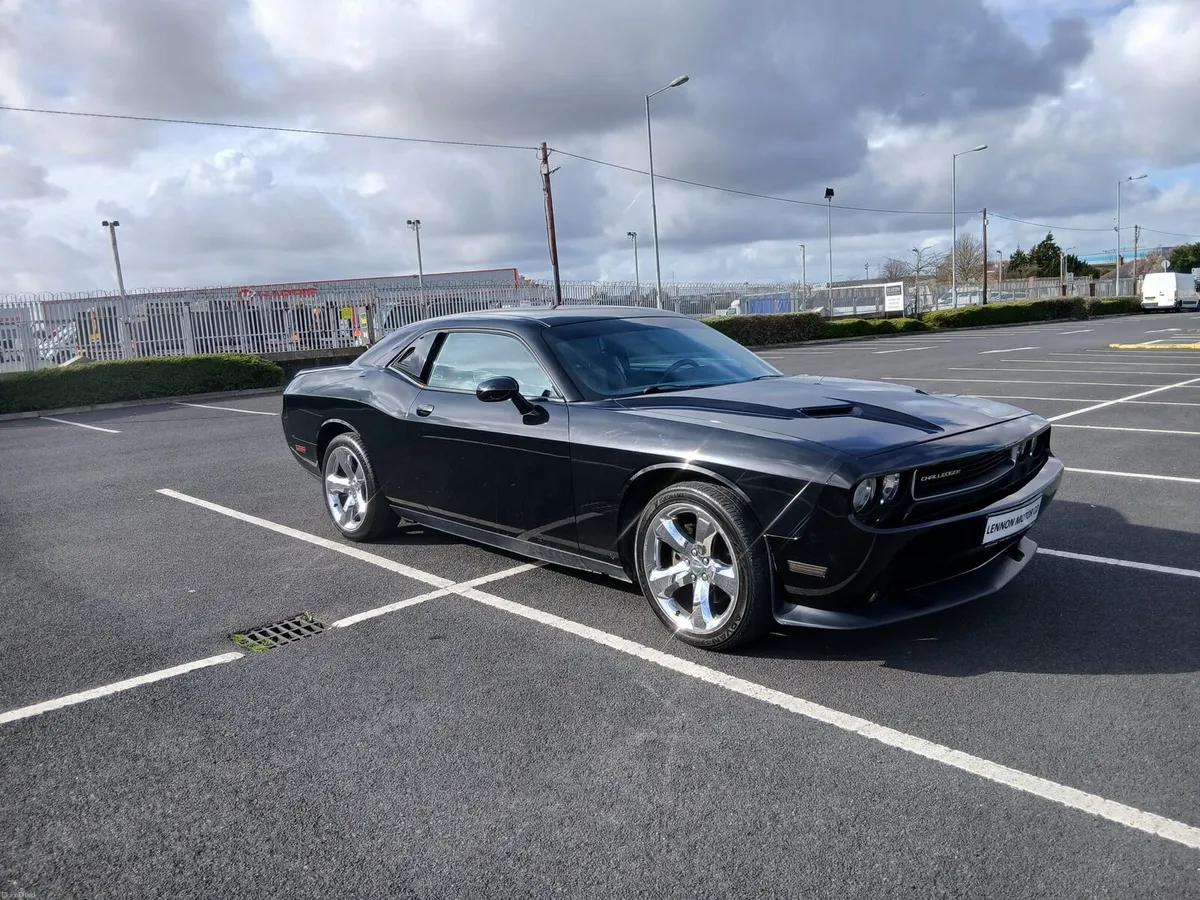 DODGE CHALLENGER POLISH REGISTERED - Image 1