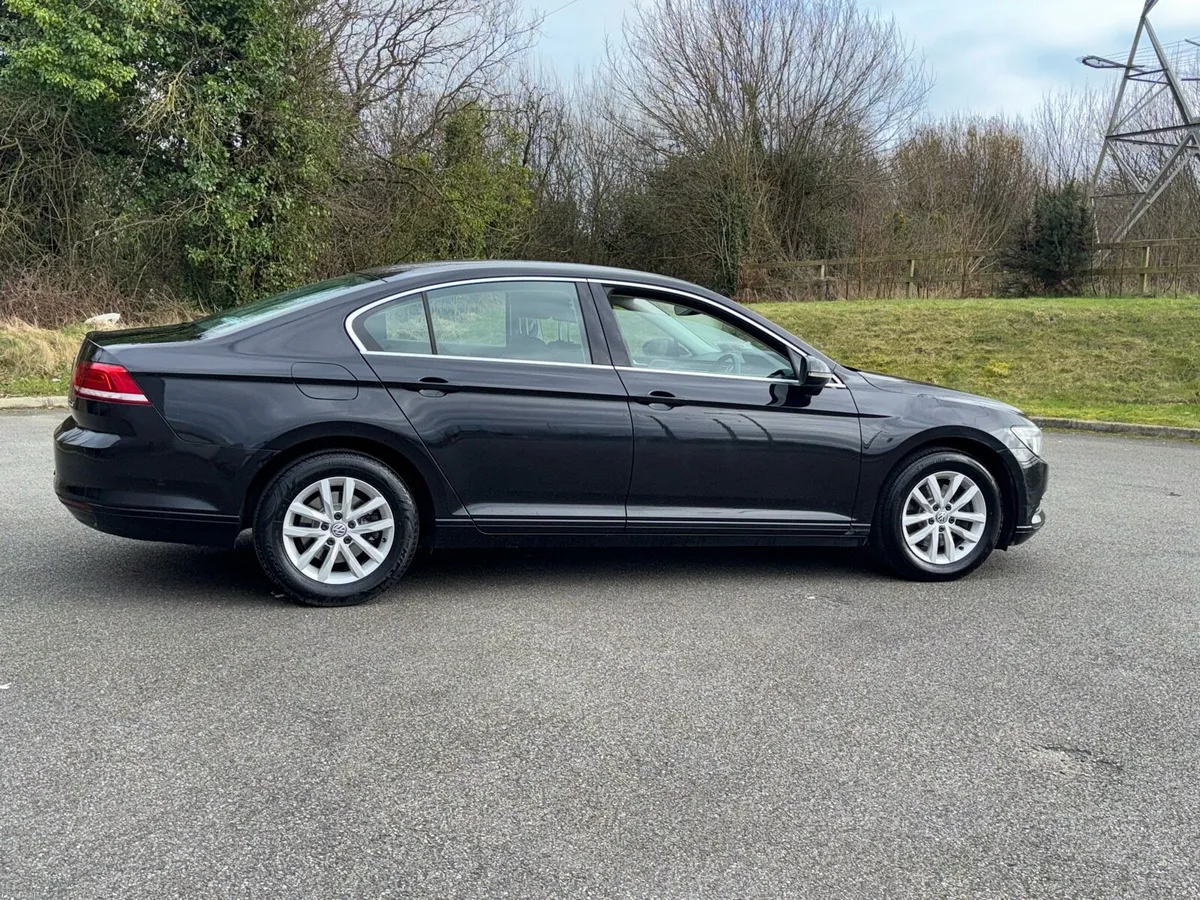Volkswagen passat - Image 2