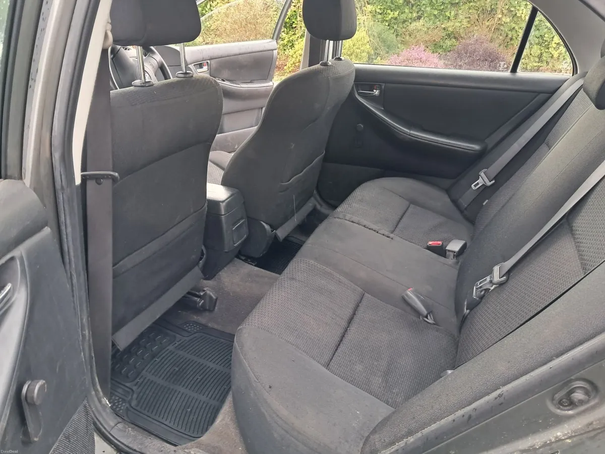 Toyota Corolla 2005  1.4 Petrol & NCT Feb 27 - Image 4