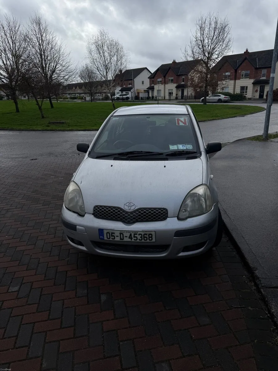 Toyota Yaris 2005 - Image 1