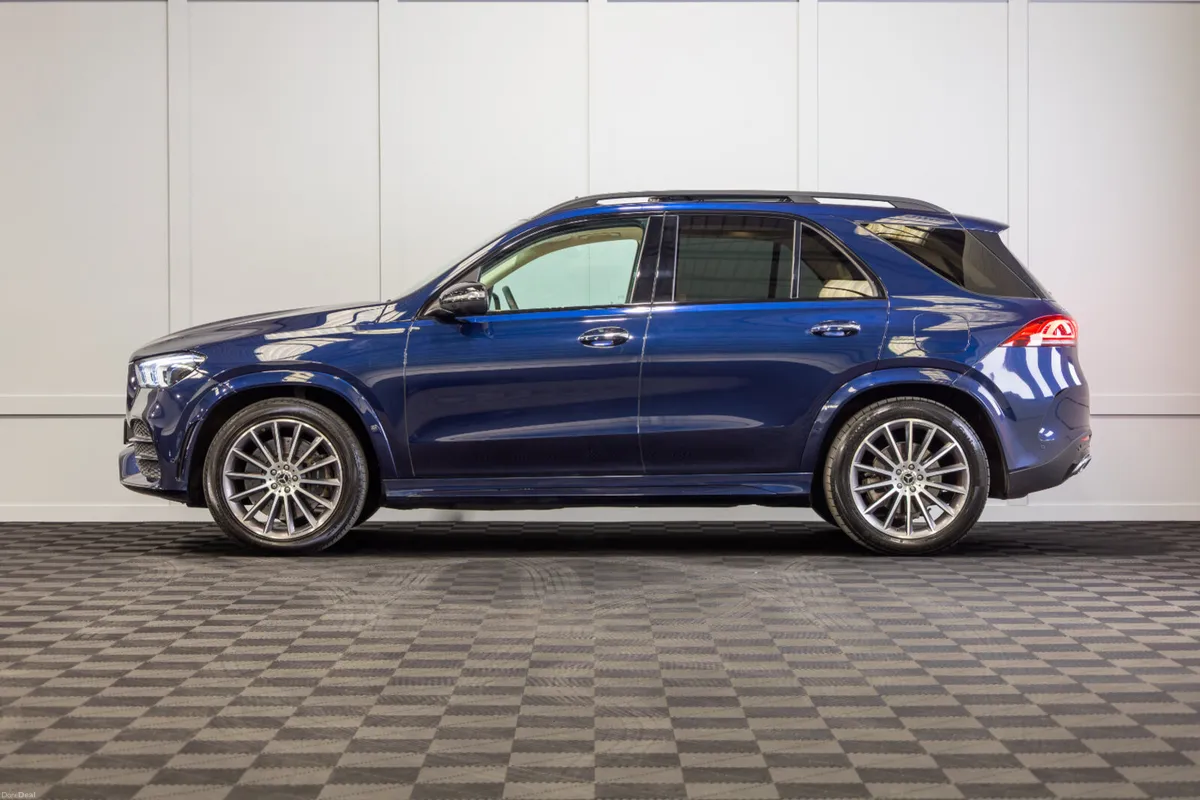 2022 Mercedes-Benz GLE 350de 4Matic - Image 3