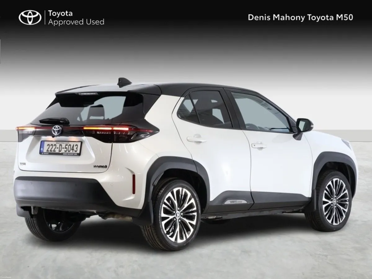 Toyota Yaris Cross Sol Hybrid - Image 2