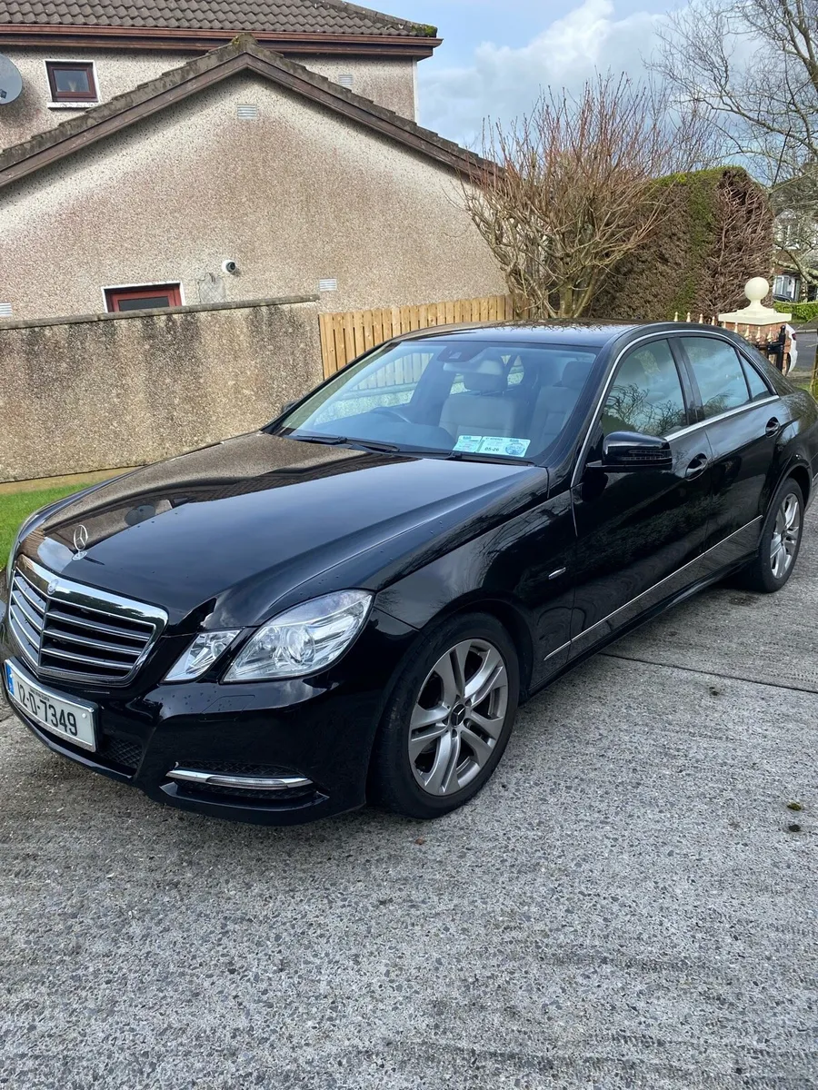 Mercedes E Class 220cdi 2012 blue efficiency - Image 2