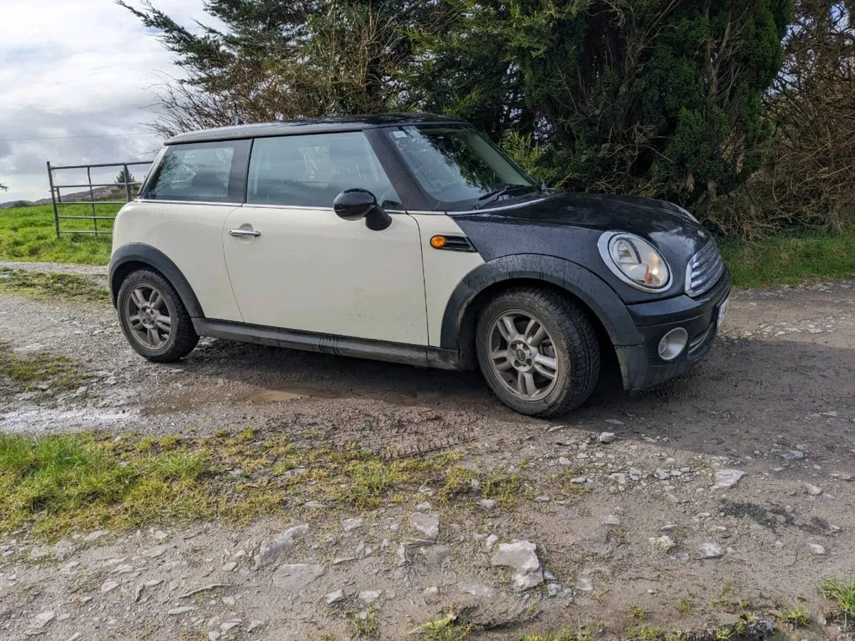Mini Cooper - Image 2