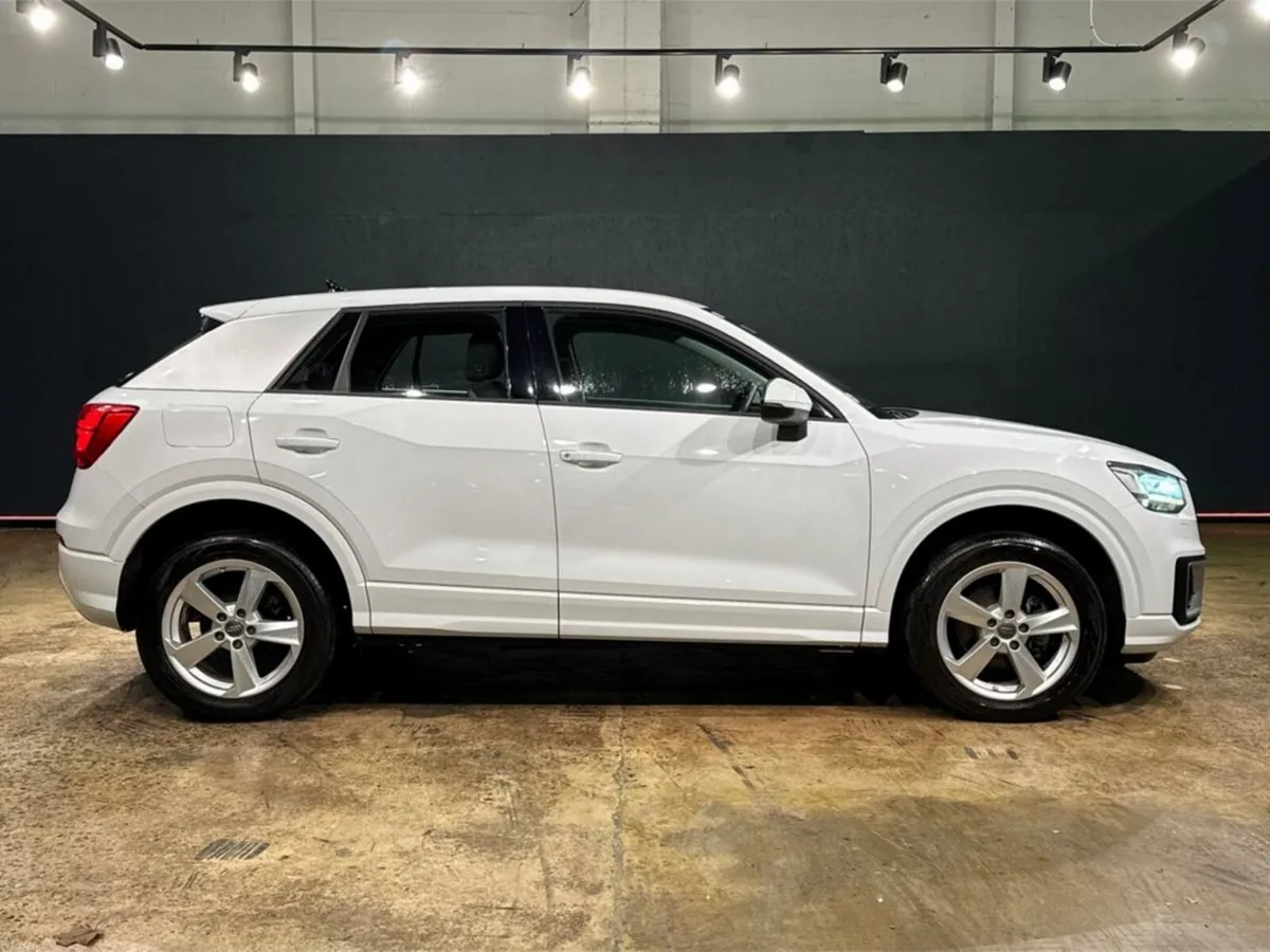 Audi Q2 1.0L TFSI AUTOMATIC - ALLOY WHEELS - HEATI - Image 3