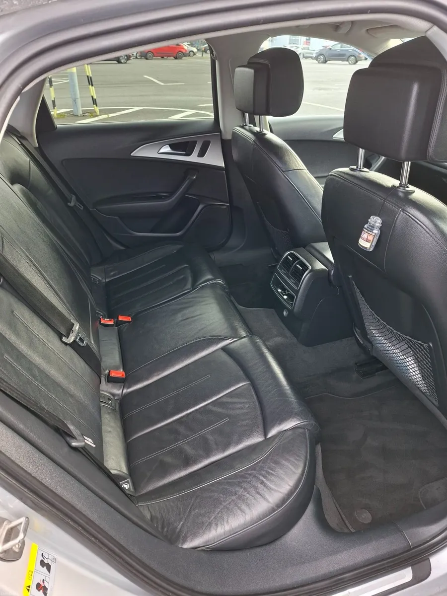 Audi A6 2012 Full Service History - Image 4