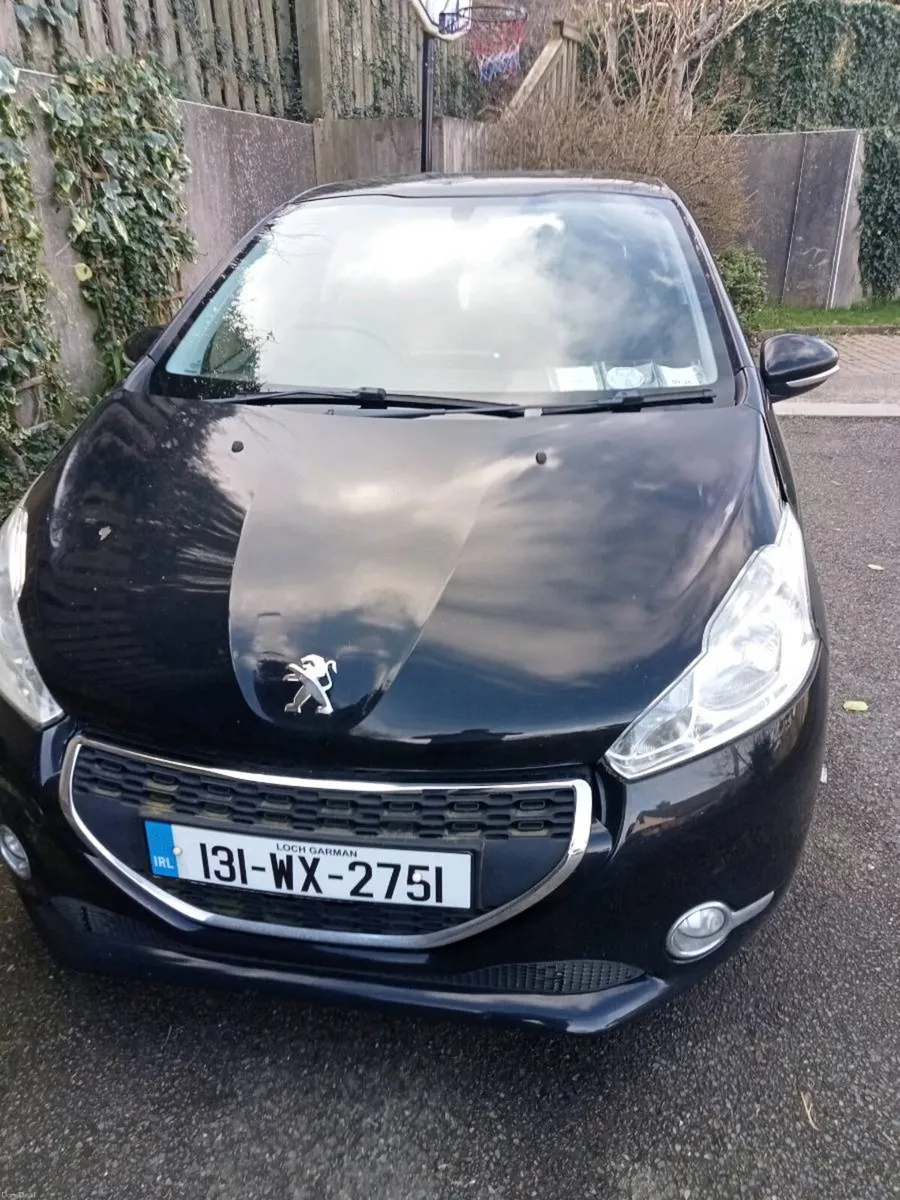 Peugeot 208 - Image 1