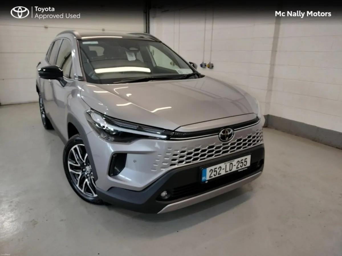 Toyota Corolla Cross 252 REG 1.8 SOL 3 FREE SERVIC - Image 1