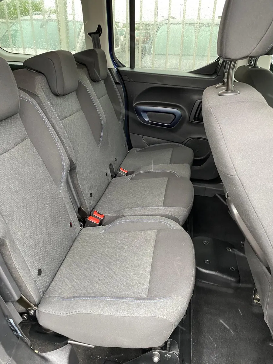 Wheelchair Accessible Peugeot Rifter Horizon 2023 - Image 6