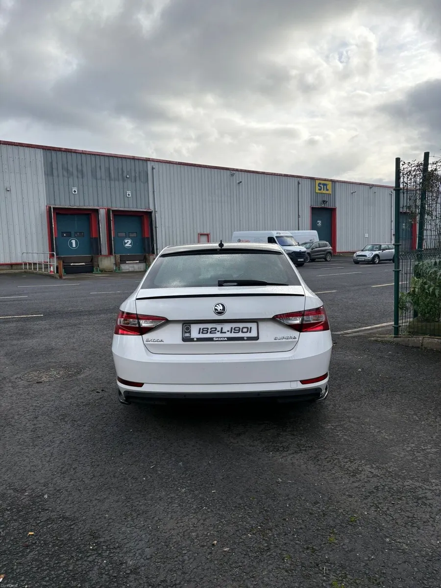 Skoda superb 2.0tdi 190hp - Image 4