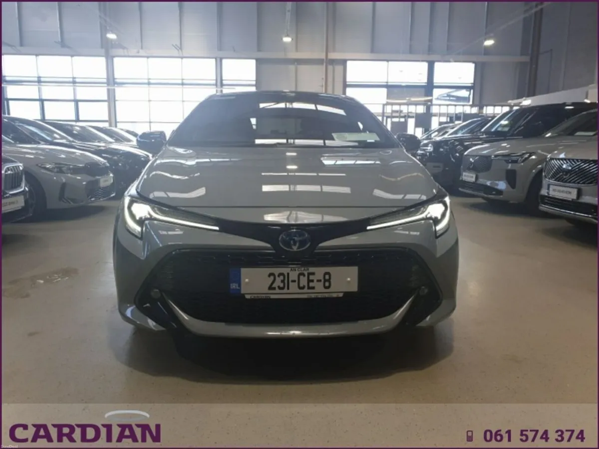 Toyota Corolla 1.8 Hybrid Luna Sport Hatchback - Image 3