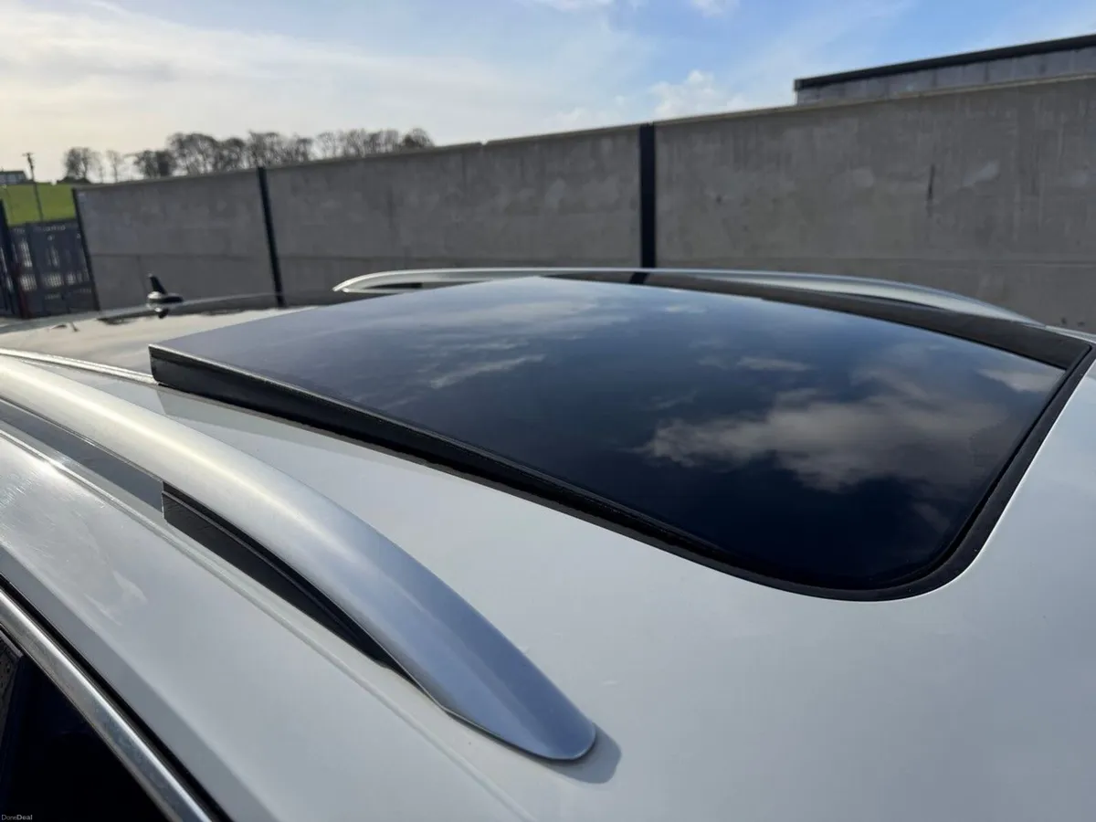 VOLKSWAGEN TIGUAN R-LINE 150PS 4MOTION AUTOMATIC - Image 3