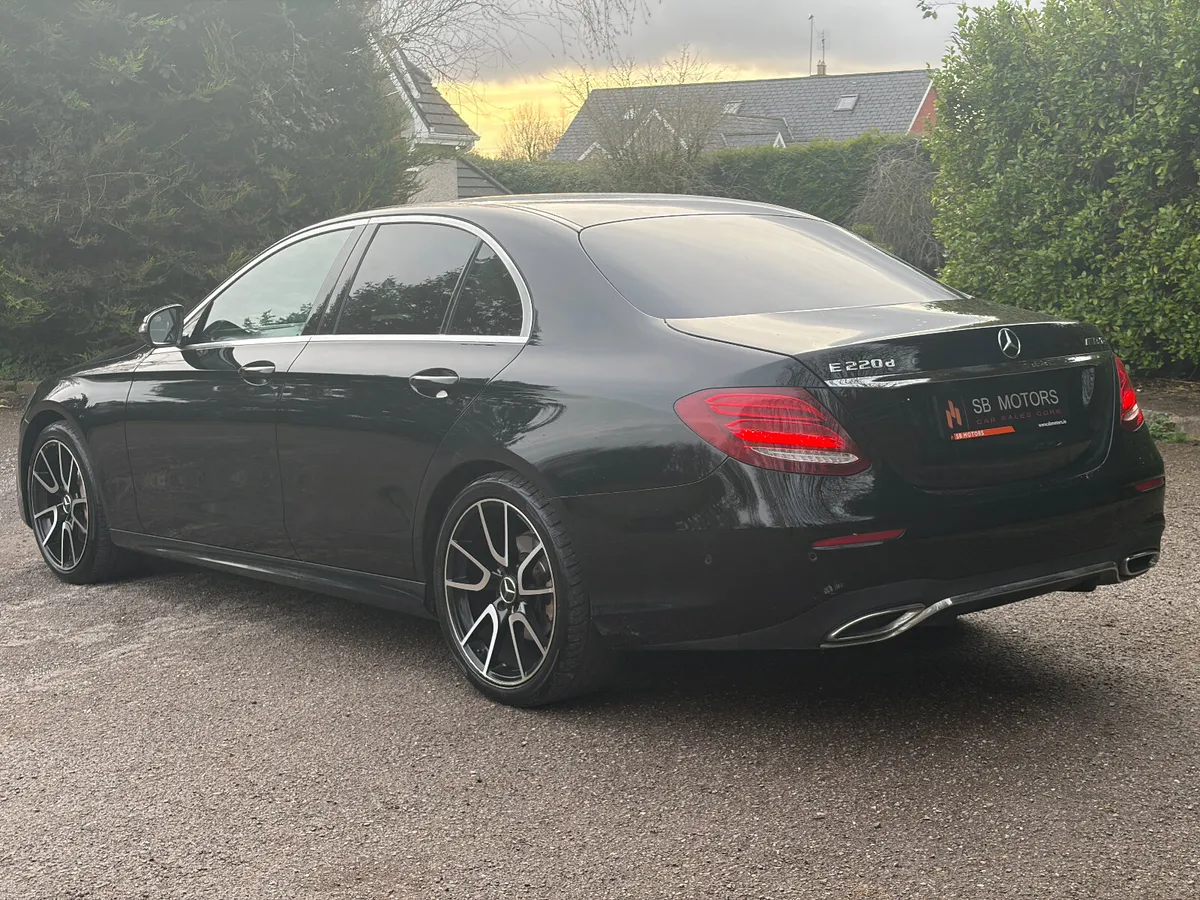 2017 MERCEDES BENZ E CLASS E220 AUTOMATIC AMG LINE - Image 6
