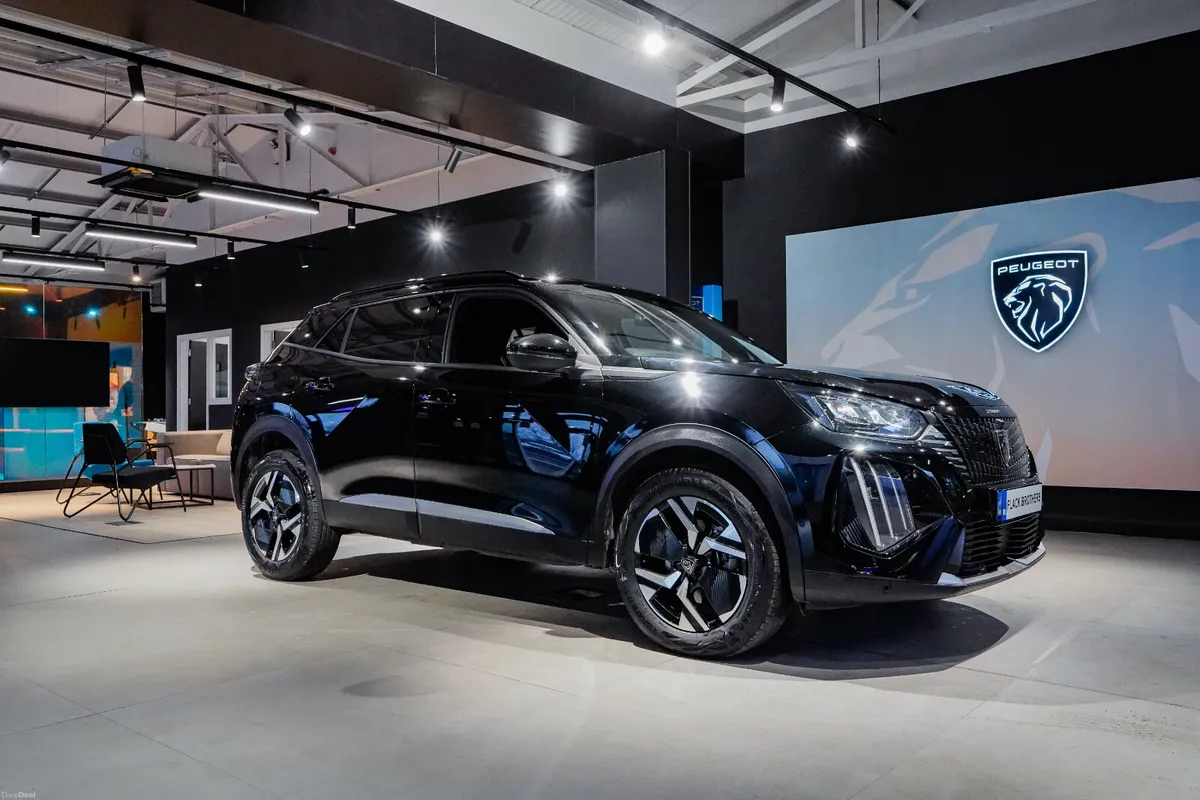 2025 Peugeot 2008 Allure 1.2 MHEV PureTech 136bhp - Image 1