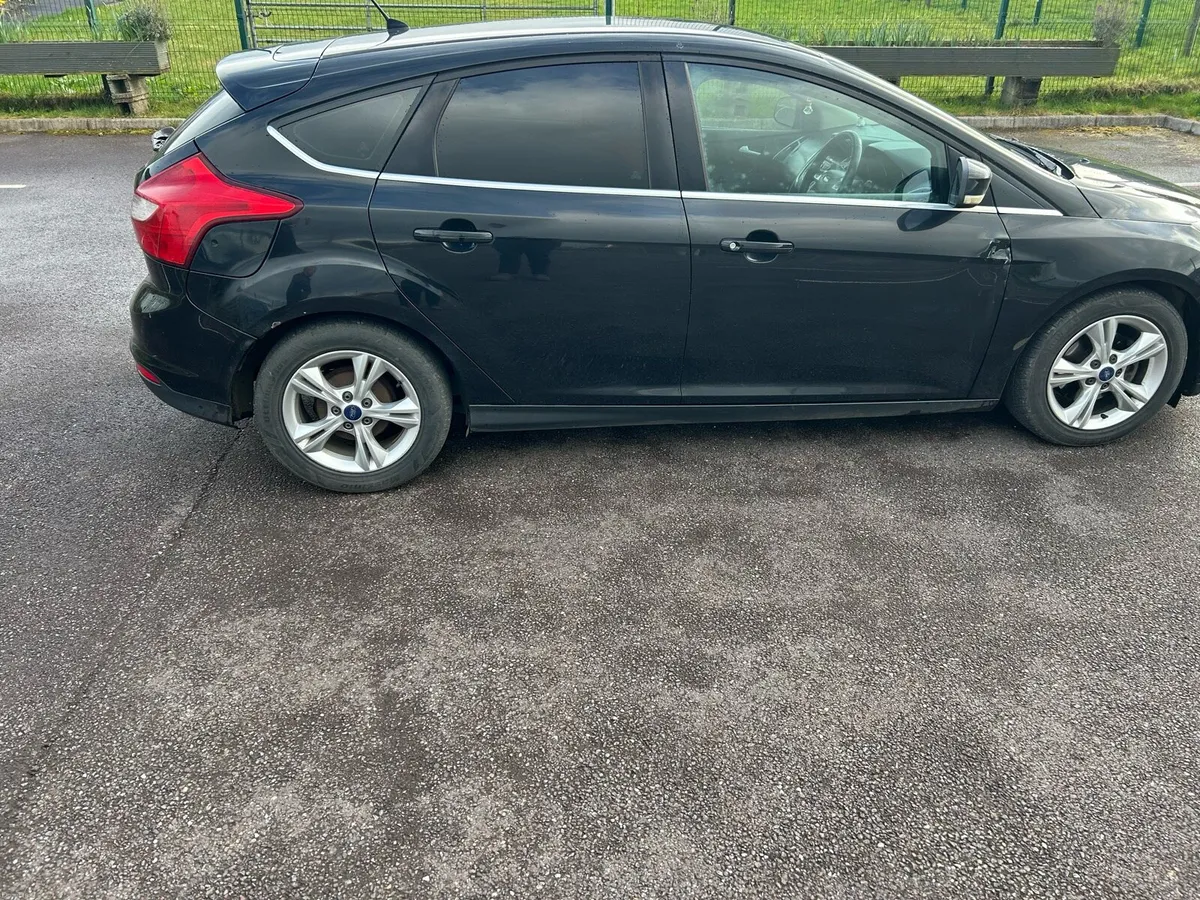 Ford Focus - Image 2