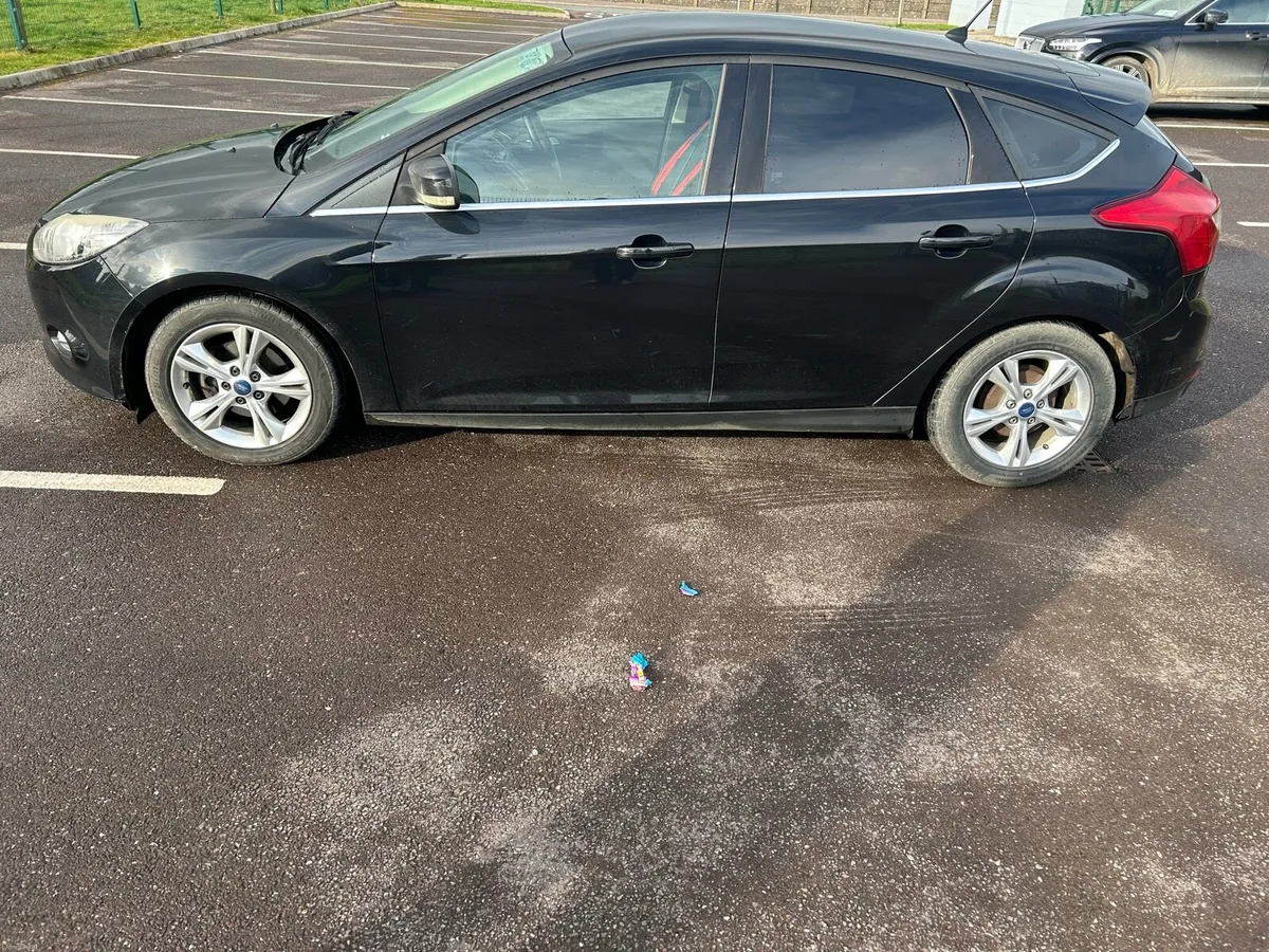 Ford Focus - Image 4