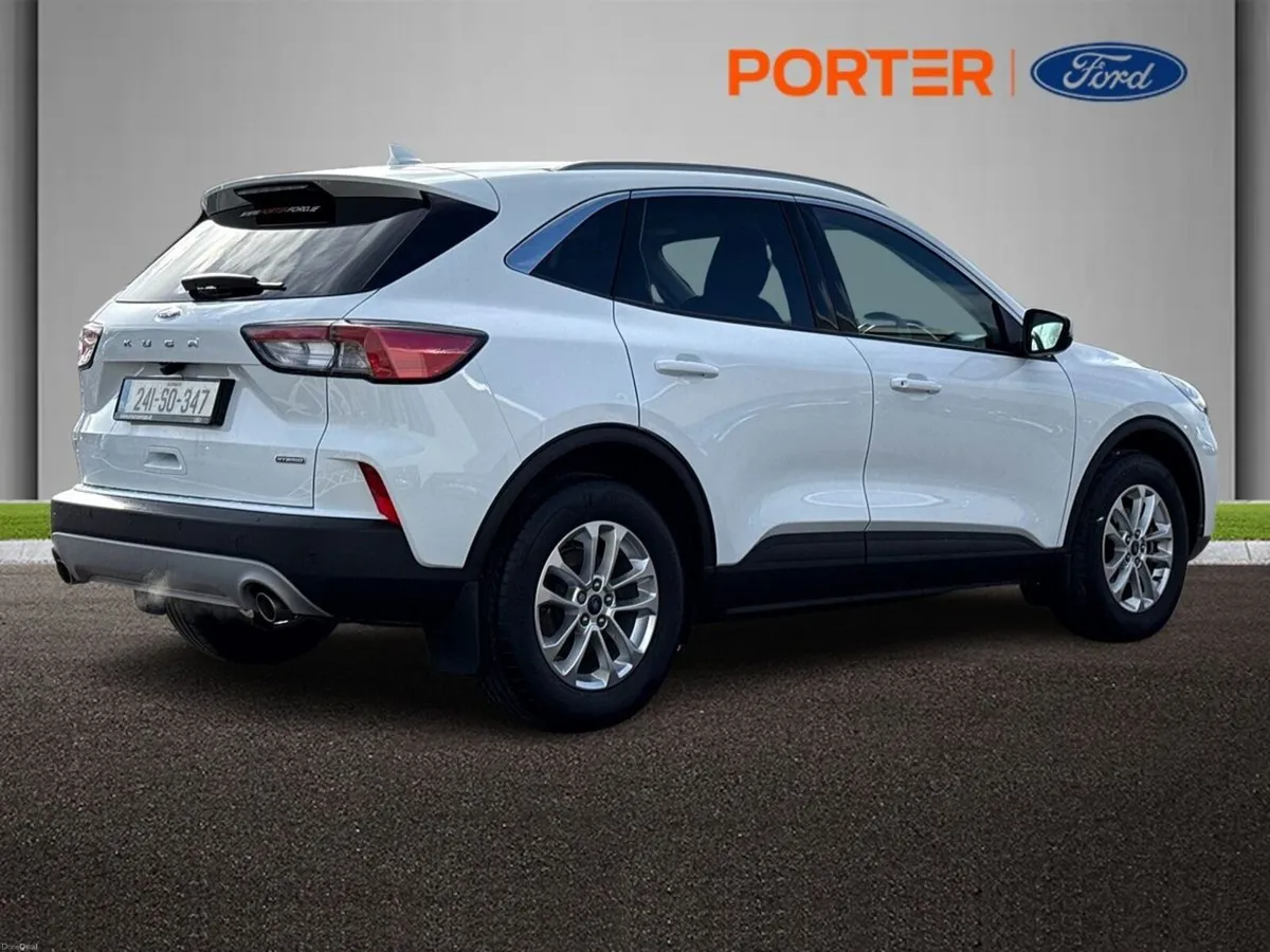 Ford Kuga *HYBRID* 2.5 190PS FHEV Titanium Auto - Image 3