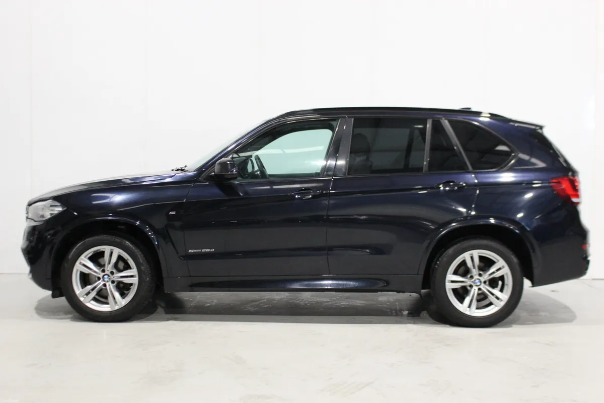 BMW X5 2015 S DRIVE 25D M SPORT - Image 4