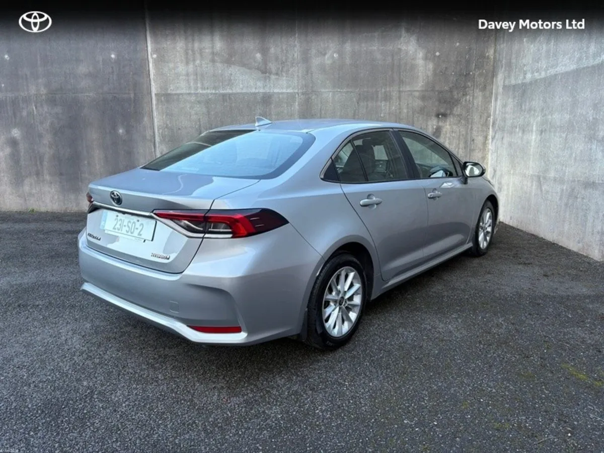 Toyota Corolla LUNA 4DR AUTO - Image 2