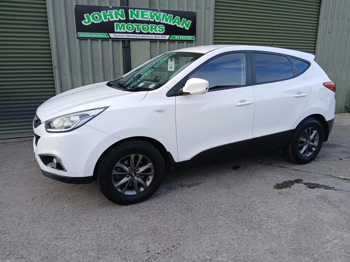 Hyundai ix35 2015 diesel  lady owned - Image 4
