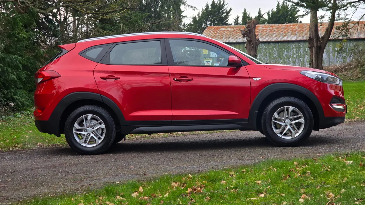 2016 Hyundai Tucson 1.6 GDI Petrol Comfort - Image 4