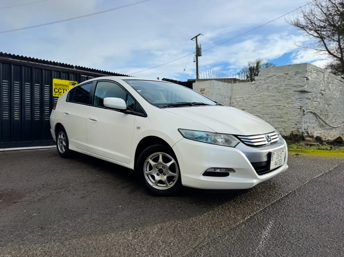 2013 HONDA INSIGHT. 72K KMs. NEW NCT. AUTO 1.3L - Image 3