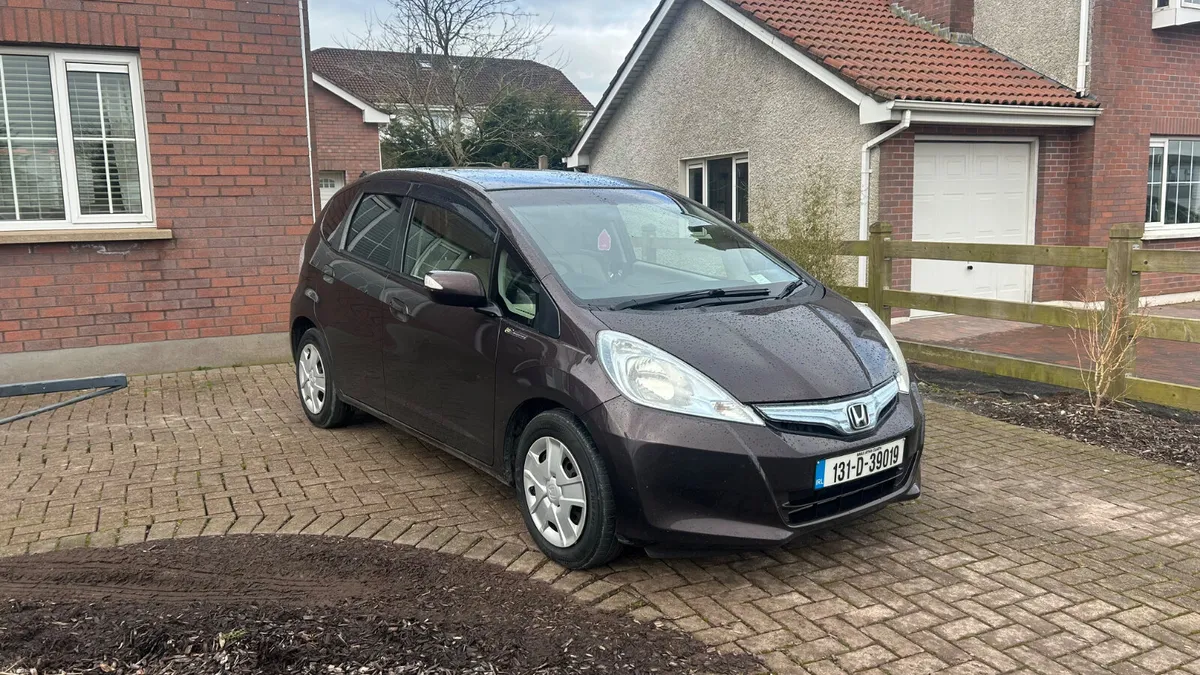 Honda Fit hybrid Auto, 2013, (NCTd 02/27) - Image 1