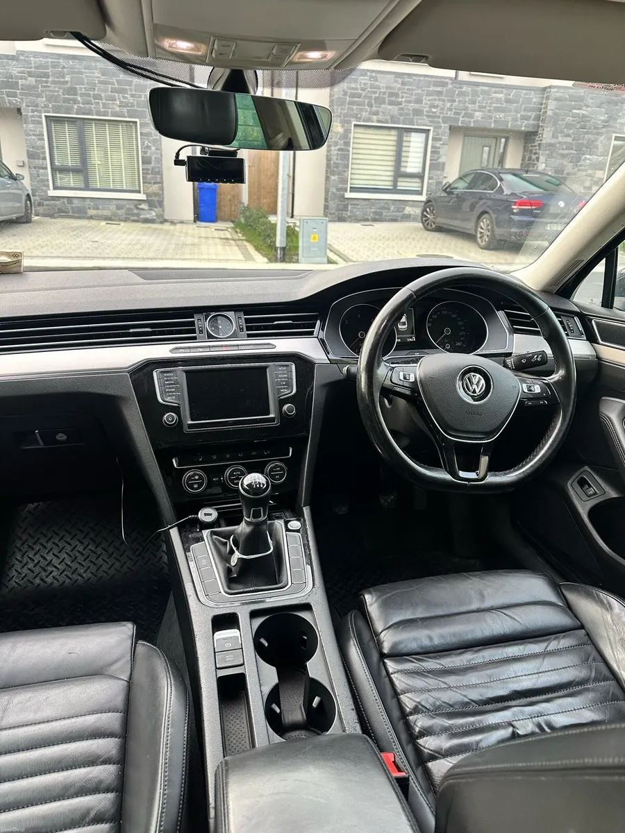 NCT till 02/27 2016 Black Passat R-line (Highline) - Image 2