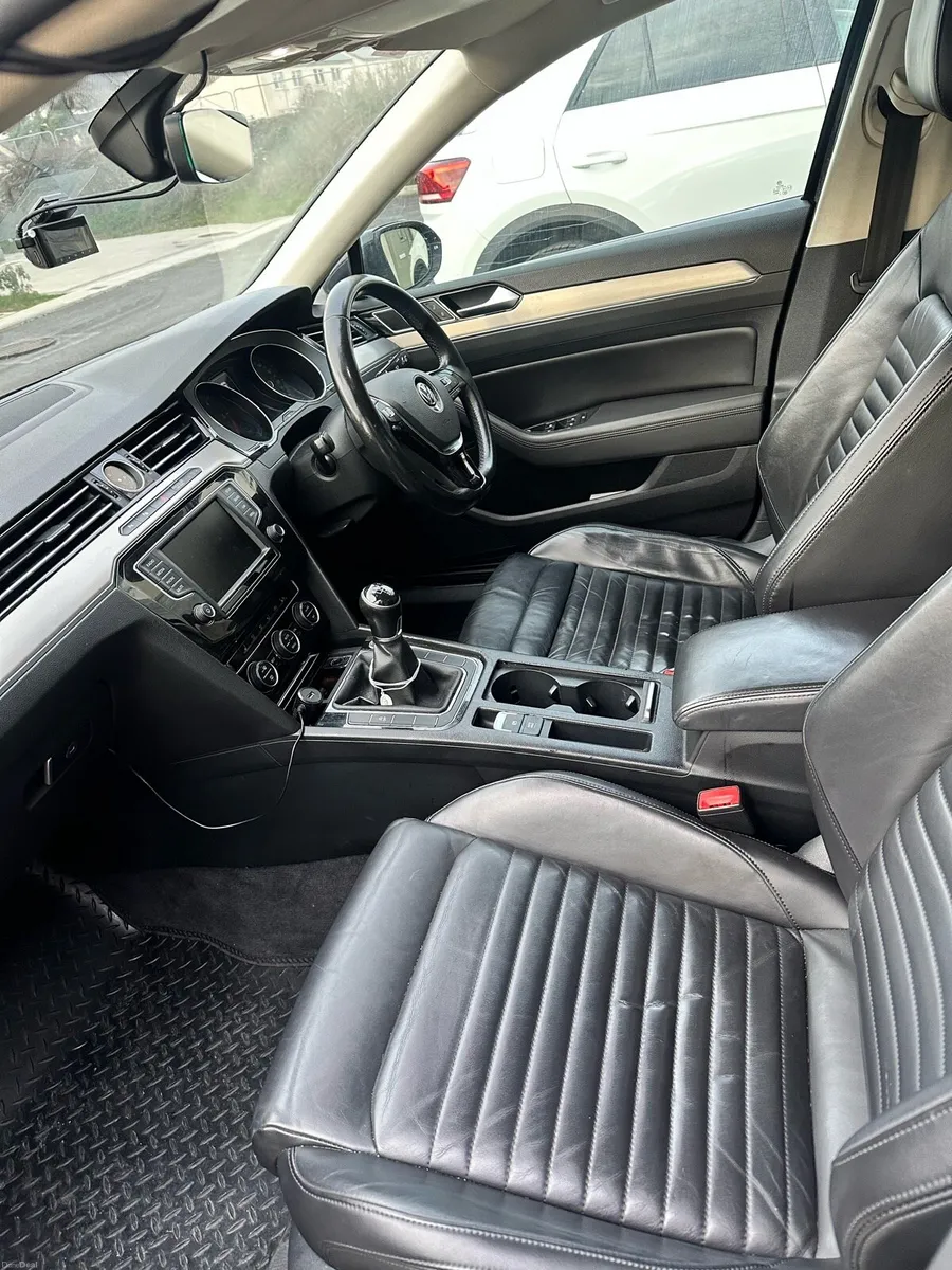 NCT till 02/27 2016 Black Passat R-line (Highline) - Image 3