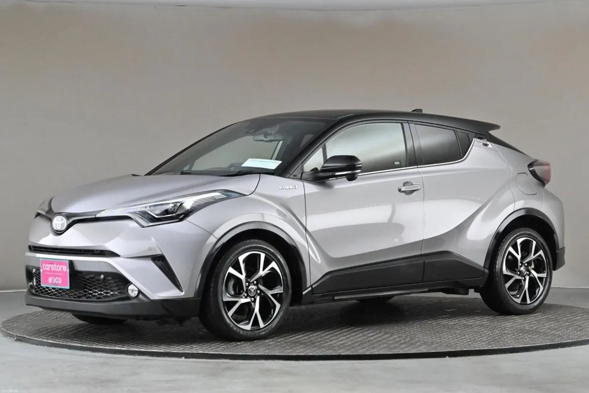 Toyota C-HR 1.8 HYBRID **BI-TONE ROOF**HALF LEATHE - Image 4