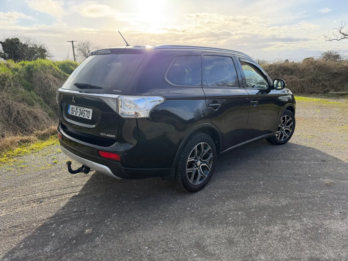 Mitsubishi Outlander 2015 7 seater - Image 3