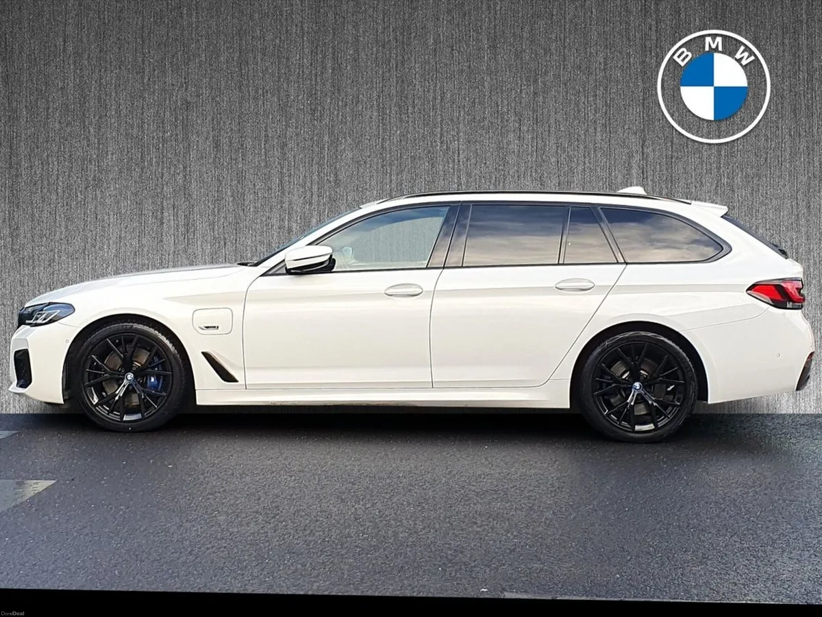 BMW 5-Series 530e M Sport Touring - Image 4
