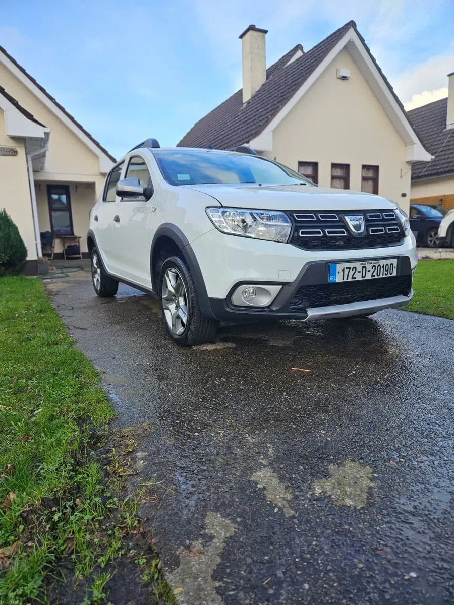 Dacia Sandero Stepway 2017 LOW MILAGE - Image 1